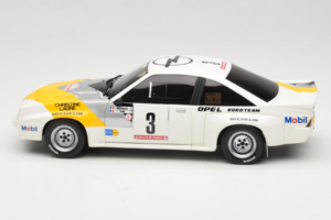 Opel Manta 400 Group B Rally Tour de Corse 1984 Con Chevrolet G30 Furgoneta de Asistencia Otto 1:18 OT491 Resina - imagen 9 de 13