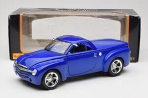 Chevrolet SSR Concept Azul Maisto 1:18 531612 Metal - imagen 8 de 8