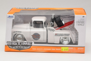 Chevrolet Stepside Tow Truck Bigtime Kustoms Jada 1:24 96866 Metal