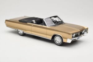 Chrysler Newport Descapotable Gold Metallic BoS Models 1:18 BOS273 Resina - imagen 4 de 6