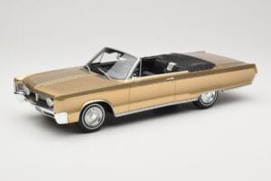 Chrysler Newport Descapotable Gold Metallic BoS Models 1:18 BOS273 Resina