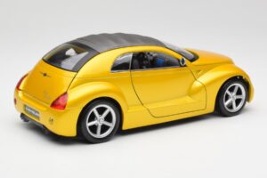 Chrysler Pronto Cruizer Dorado Maisto 1:18 37800 Metal - imagen 3 de 8