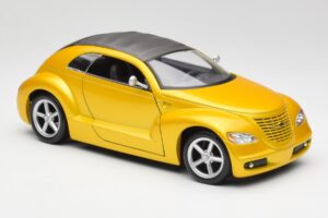 Chrysler Pronto Cruizer Dorado Maisto 1:18 37800 Metal - imagen 6 de 8