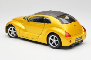 Chrysler Pronto Cruizer Dorado Maisto 1:18 37800 Metal - imagen 7 de 8