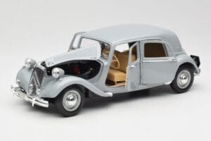 Citroen 15CV 6 Cyl Gris Maisto 1:18 50313 Metal - imagen 2 de 8
