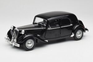 Citroen 15CV 6 Cil Negro Maisto 1:18 31821 Metal