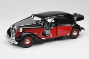 Citroen 15CV 6 Cyl Negro & Rojo Valmy Maisto 1:18 56009 Metal - imagen 2 de 8