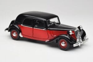 Citroen 15CV 6 Cyl Negro & Rojo Valmy Maisto 1:18 56009 Metal - imagen 6 de 8