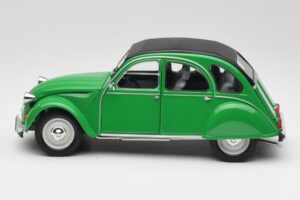Citroen 2CV Bamboo Verde Minichamps 1:18 150111502 Metal - imagen 4 de 8