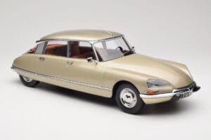 Citroen DS 23 Pallas Beige Norev 1:12 121730 Metal - imagen 4 de 6