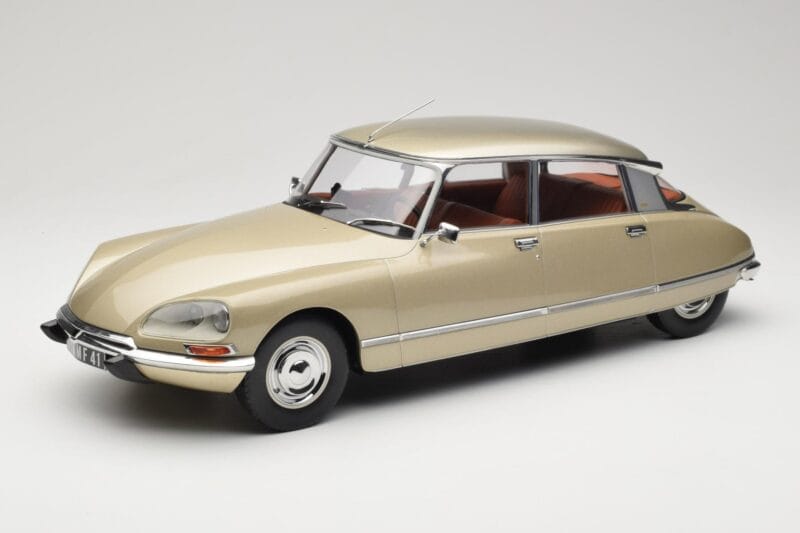 Citroen DS 23 Pallas Beige Norev 1:12 121730 Metal