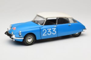 Citroen DS #233 Rally Azul Solido 1:18 8034 Metal