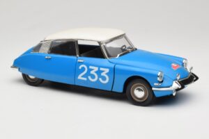 Citroen DS #233 Rally Azul Solido 1:18 8034 Metal - imagen 6 de 8