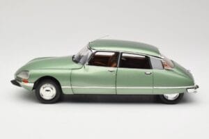 Citroen DS23 Pallas Verde Norev 1:18 181570 Metal - imagen 4 de 8