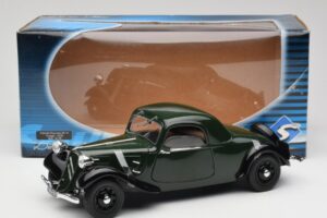 Citroen Traction Avant 11 Coupe Verde Solido 1:18 8179 Metal - imagen 8 de 8