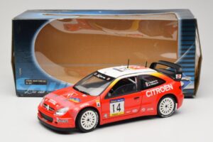 Citroen Xsara T4 WRC #14 P. Bugalski / J-P. Chiaroni WRC 2001 Solido 1:18 9021 Metal - imagen 8 de 8