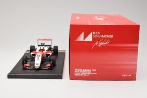 Dallara F317 Mercedes #5 M. Schumacher Prema Racing Macau GP 2018 Minichamps 1:18 517181809 Metal - imagen 6 de 6