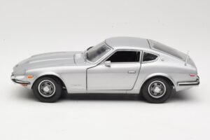 Datsun 240Z S30 Plata Sun Star 1:18 3503 Metal - imagen 4 de 8