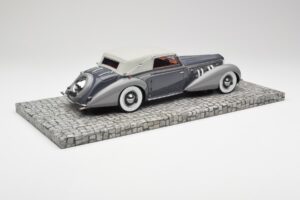 Delage D8 120 Cabriolet Gris & Gris Oscuro Minichamps 1:18 107115134 Metal - imagen 2 de 6