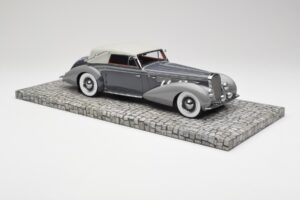Delage D8 120 Cabriolet Gris & Gris Oscuro Minichamps 1:18 107115134 Metal - imagen 4 de 6