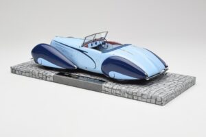Delahaye Type 135-M Cabriolet Mullin Museum Minichamps 1:18 107116160 Metal - imagen 4 de 6