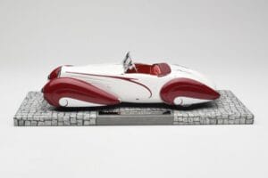 Delahaye Type 135 M Cabriolet Blanco Rojo Minichamps 1:18 107116161 Resina - imagen 3 de 6