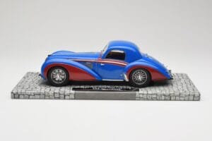 Delahaye Type 145 V12 Coupe Azul Rojo Minichamps 1:18 107116121 Resina - imagen 3 de 6