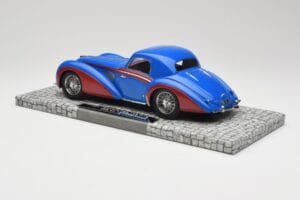Delahaye Type 145 V12 Coupe Azul Rojo Minichamps 1:18 107116121 Resina - imagen 5 de 6