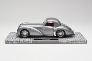 Delahaye Type 145 V12 Coupe Mullin Museum Minichamps 1:18 107116120 Metal - imagen 3 de 6