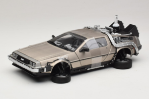 DeLorean DMC-12 Back to the Future Time Machine Sun Star 1:18 2710 Metal