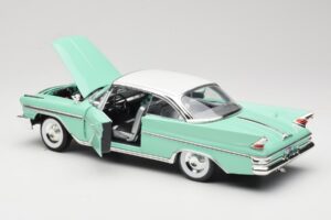 DeSoto Adventurer Verde American Mint 1:18 92738 Metal - imagen 5 de 8