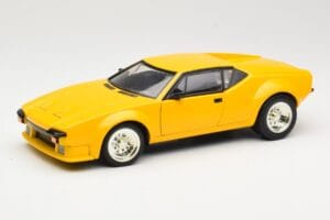 De Tomaso Pantera Amarillo Hot Wheels 1:18 27809 Metal
