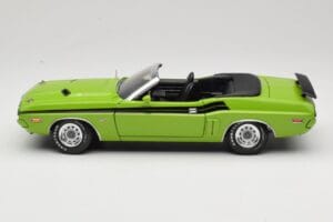 Dodge Challenger Descapotable Verde Greenlight 1:18 12803-06G Metal - imagen 4 de 8