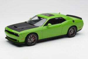 Dodge Challenger SRT Hellcat Verde GT Spirit 1:18 GT168 Resina