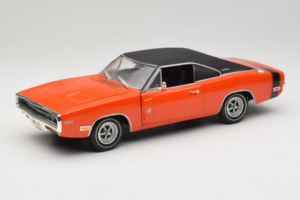 Dodge Charger R/T Naranja & Negro American Muscle 1:18 39314 Metal