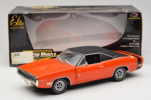 Dodge Charger R/T Naranja & Negro American Muscle 1:18 39314 Metal - imagen 8 de 8