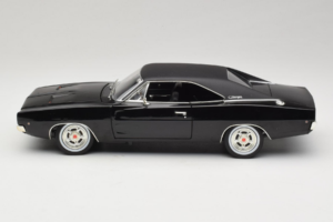 Dodge Charger R/T Steve McQueen Bullitt Movie Greenlight 1:18 12839 Metal - imagen 4 de 8
