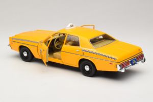 Dodge Monaco Taxi Rocky III GreenLight 1:18 19111 Metal - imagen 5 de 8