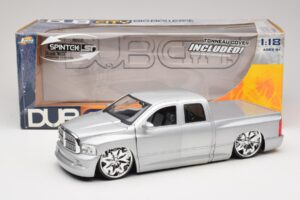 Dodge Ram Tuned Plata Jada 1:18 63162-SM Metal - imagen 8 de 8