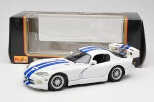 Dodge Viper GTS-R GT2 Blanco 1997 Maisto 1:18 50316 Metal - imagen 8 de 8
