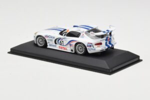 Dodge Viper GTS-R #61 Team Oreca S. Ayari / P. Gache 24 Hours of Le Mans 1997 Minichamps 1:43 430971461 Metal - imagen 3 de 4