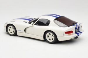 Dodge Viper GTS Stone White GT Spirit 1:18 GT940 Resina - imagen 5 de 6