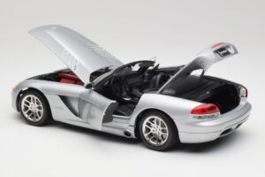Dodge Viper SRT-10 Bright Plata Bburago 1:18 34908 Metal - imagen 5 de 8