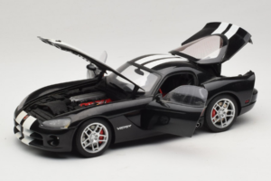 Dodge Viper SRT-10 Coupe Negro AUTOart 1:18 71712 Metal - imagen 2 de 8