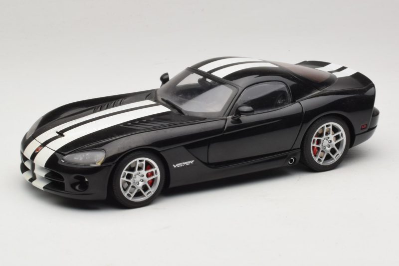 Dodge Viper SRT-10 Coupe Negro AUTOart 1:18 71712 Metal