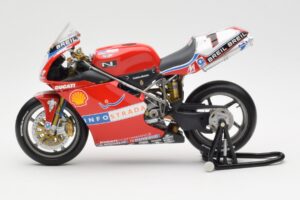 Ducati 998R WSB #1 T. Bayliss Ducati Infostrada 2002 Minichamps 1:12 122021201 Metal