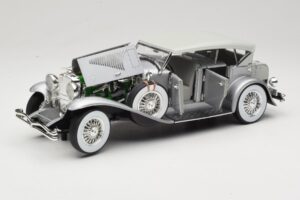 Duesenberg SJ Plata GreenLight 1:18 13525 Metal - imagen 2 de 8