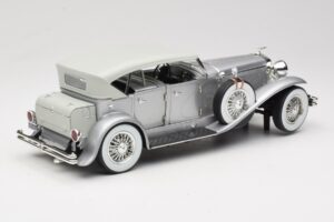 Duesenberg SJ Plata GreenLight 1:18 13525 Metal - imagen 3 de 8