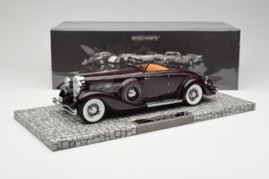 Duesenberg SJN Convertible Coupe Burdeos Minichamps 1:18 107150331 Metal - imagen 2 de 6
