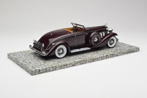 Duesenberg SJN Convertible Coupe Burdeos Minichamps 1:18 107150331 Metal - imagen 5 de 6